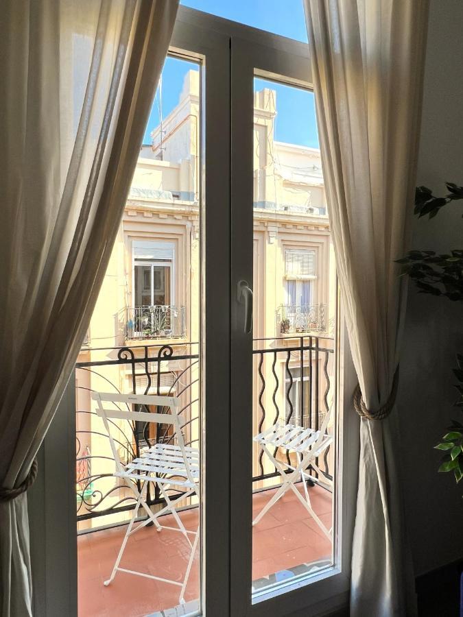 Maritime Apartamentos Cabanal فالنسيا المظهر الخارجي الصورة