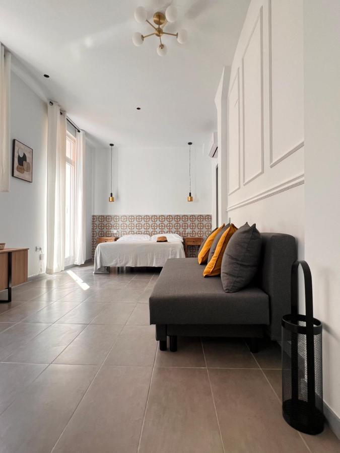 Maritime Apartamentos Cabanal فالنسيا المظهر الخارجي الصورة