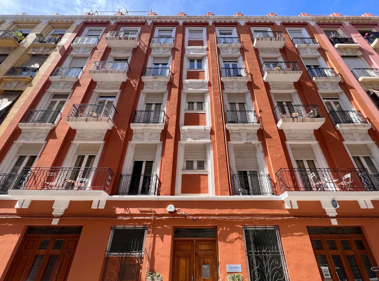 Maritime Apartamentos Cabanal فالنسيا المظهر الخارجي الصورة