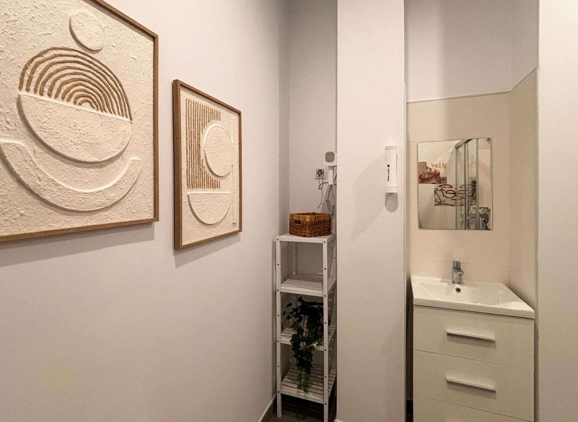 Maritime Apartamentos Cabanal فالنسيا المظهر الخارجي الصورة