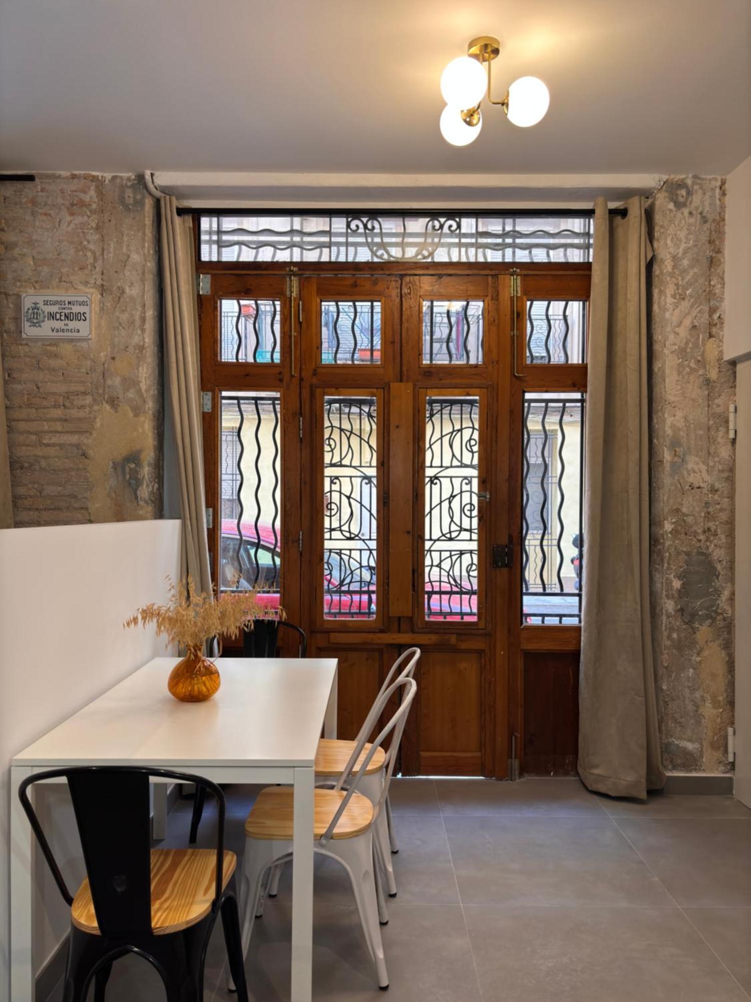 Maritime Apartamentos Cabanal فالنسيا المظهر الخارجي الصورة
