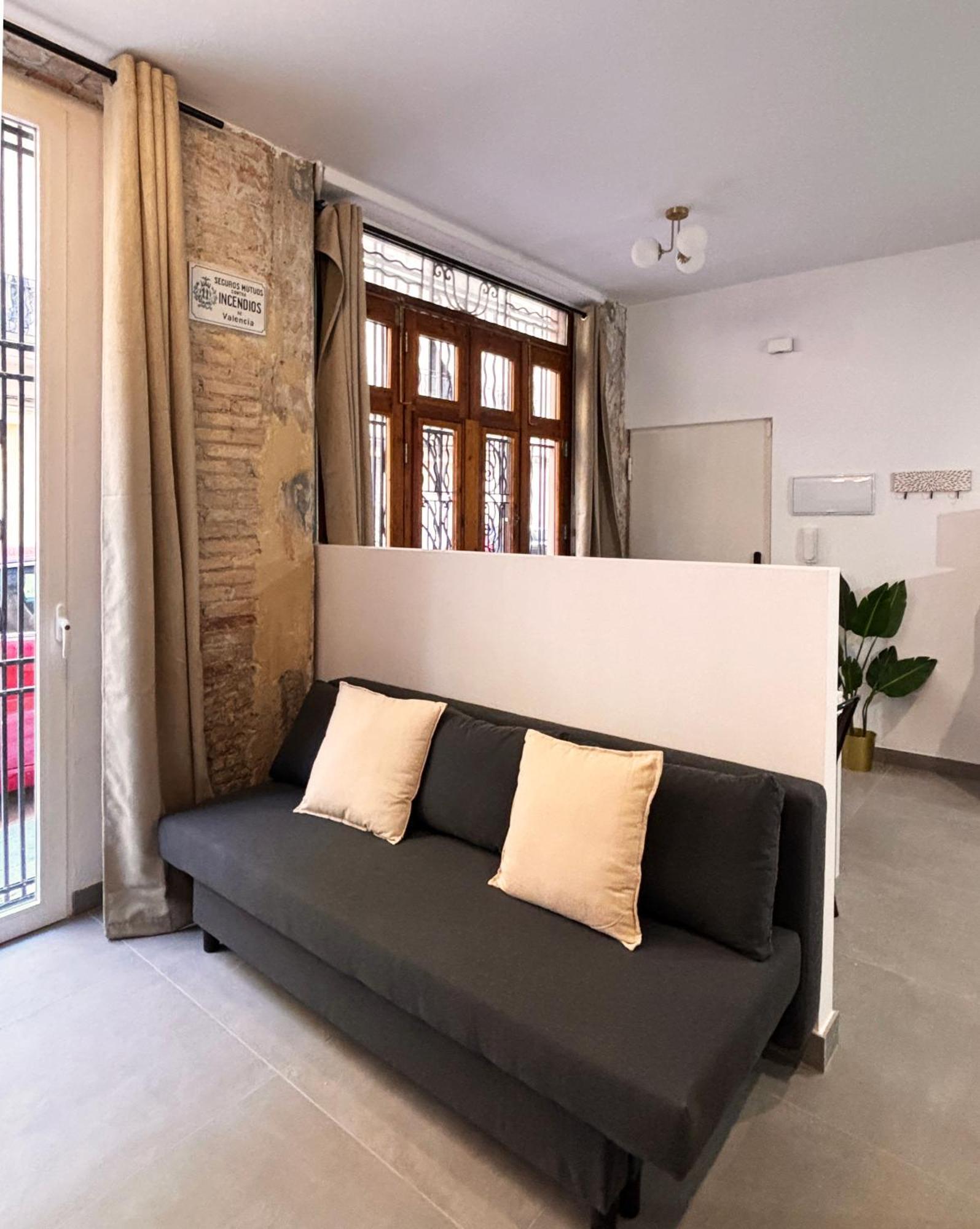 Maritime Apartamentos Cabanal فالنسيا المظهر الخارجي الصورة